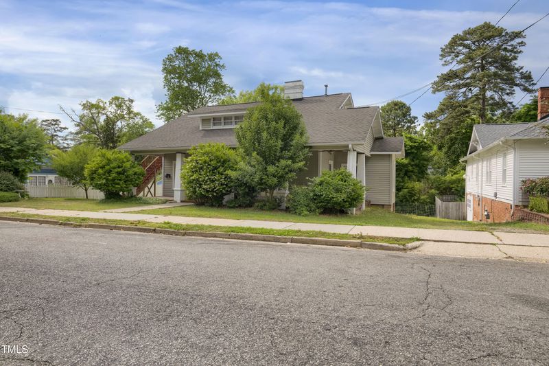 312 Green St, Sanford, NC 27330