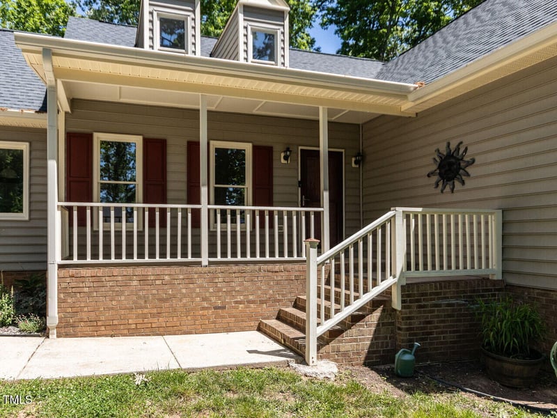 312 Heidinger Dr, Cary, NC 27511