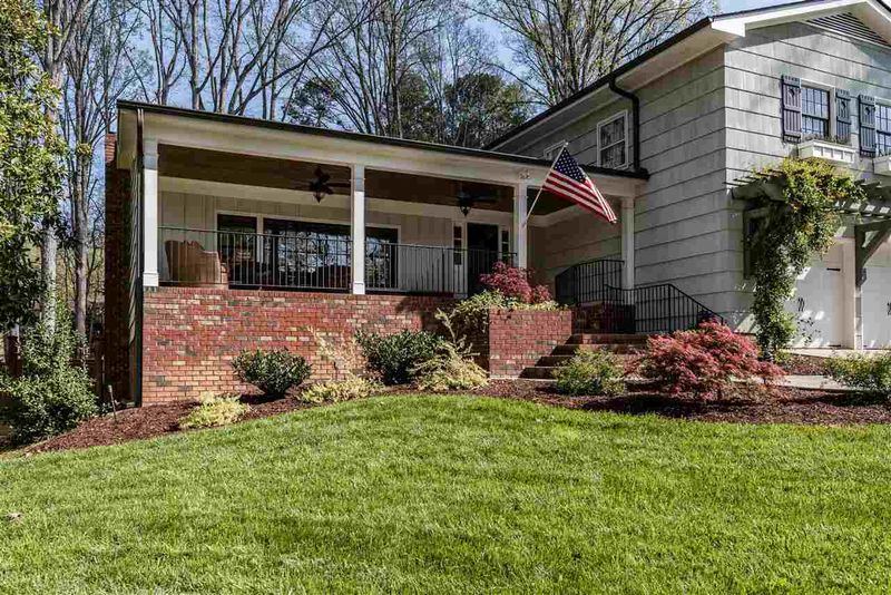312 Hillandale Dr, Raleigh, NC 27609