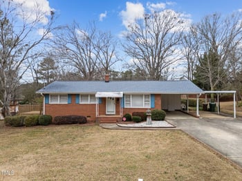 312 Holloway St, Cary, NC 27513