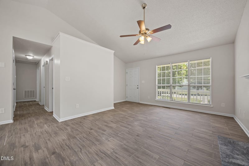 312 Holly Pines Ct, Holly Springs, NC 27540
