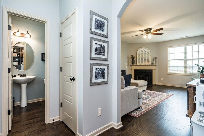 312 Houston Ln, Clayton, NC 27527