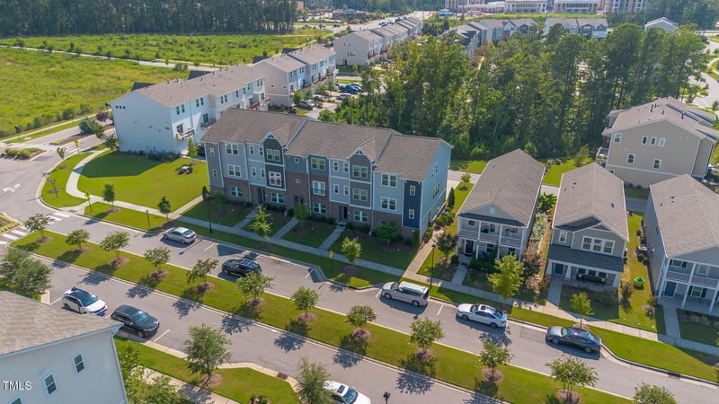 312 King Closure Dr, Cary, NC 27519