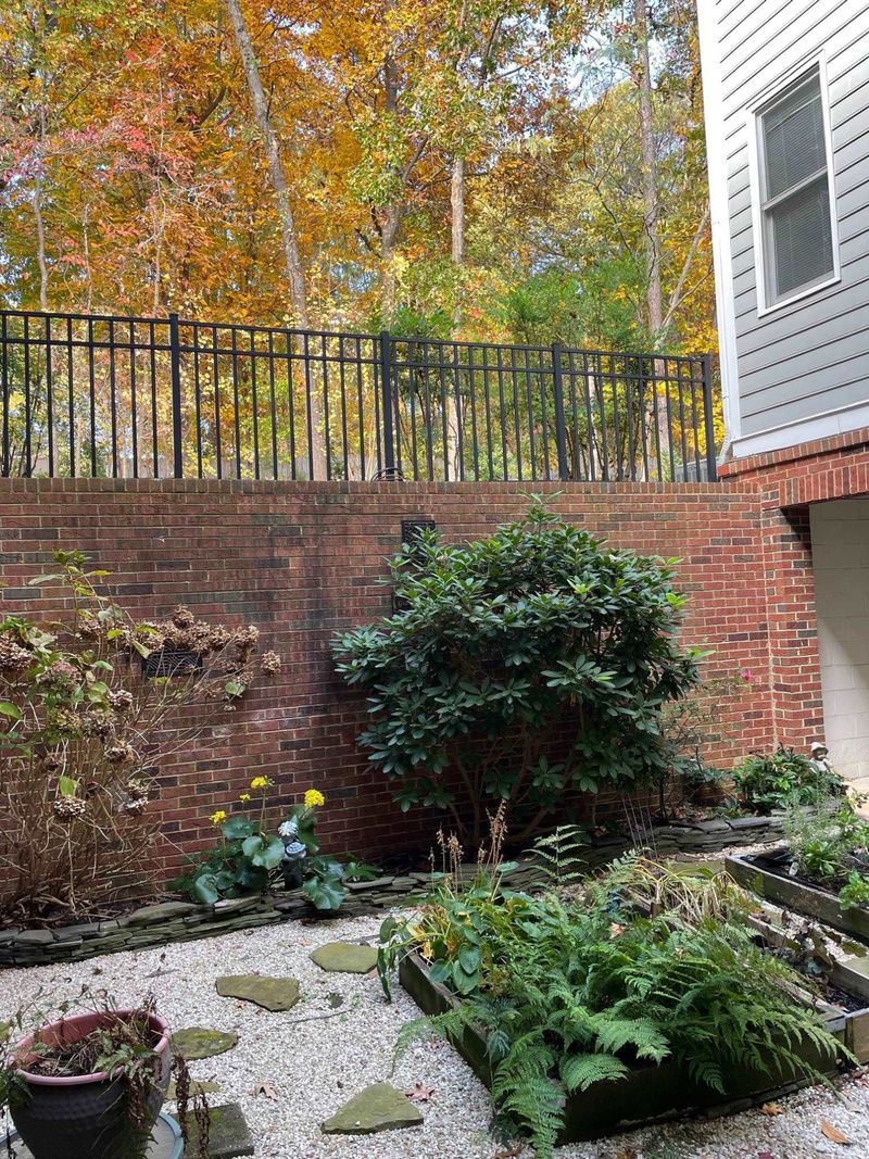 312 Lord Byron Ct #312, Cary, NC 27513