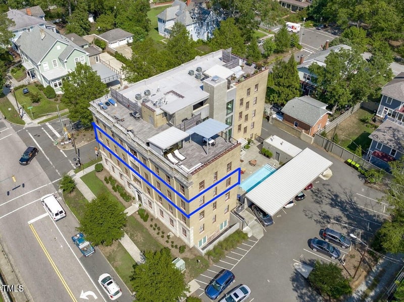 312 N Buchanan Blvd #302, Durham, NC 27701