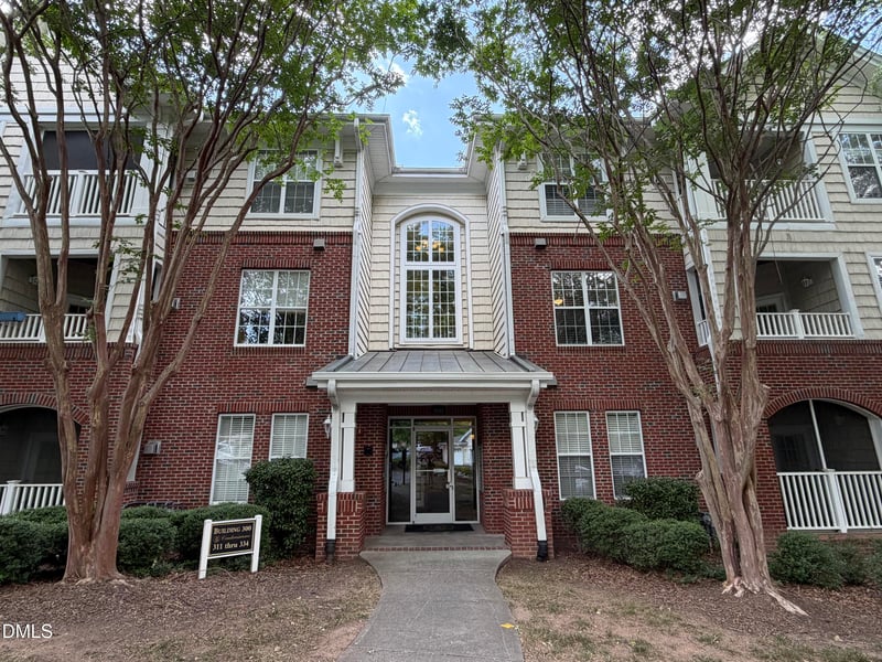 312 Providence Glen Dr, Chapel Hill, NC 27514