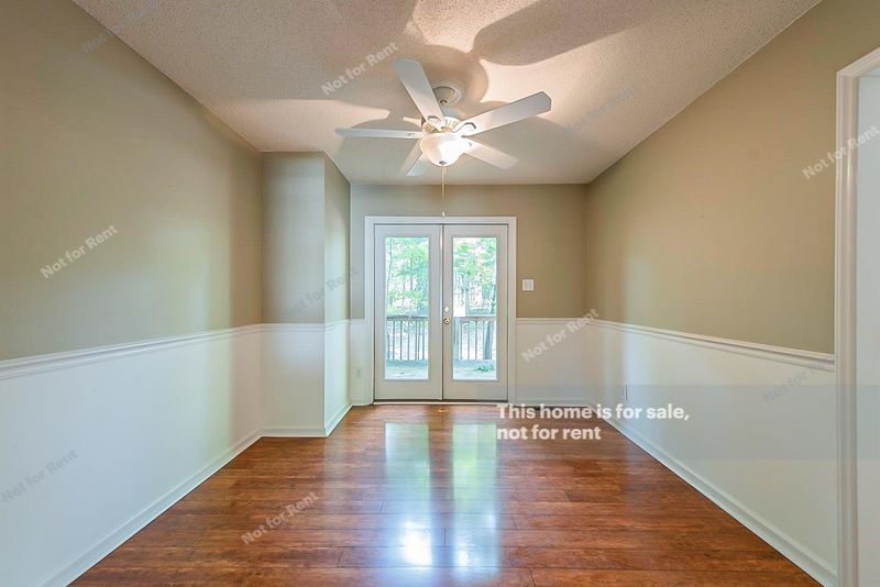 312 Round About Rd, Holly Springs, NC 27540