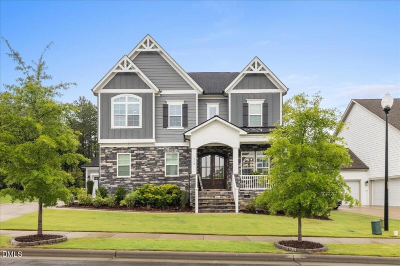312 Silent Bend Dr, Holly Springs, NC 27540