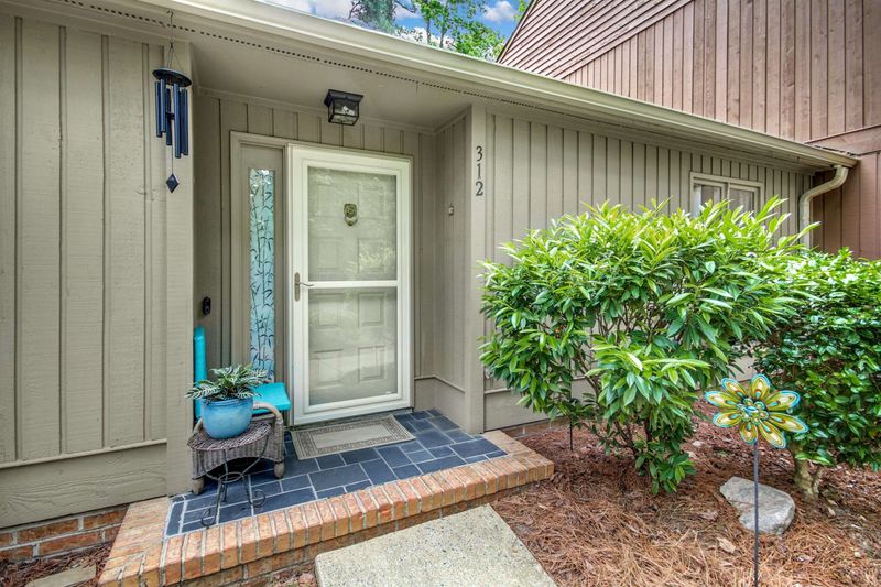 312 Summerfield Crossing, Chapel Hill, NC 27514