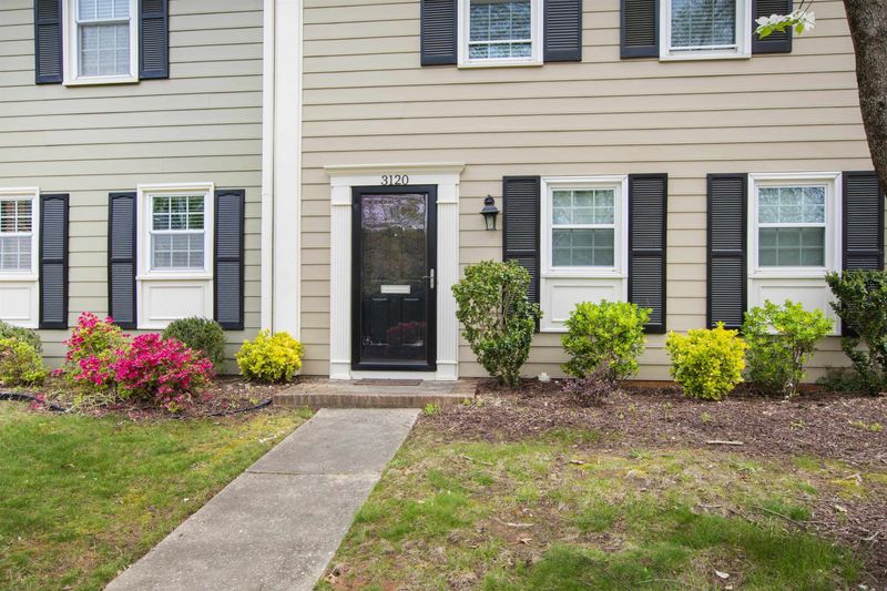 3120 Westbury Dr, Raleigh, NC 27607