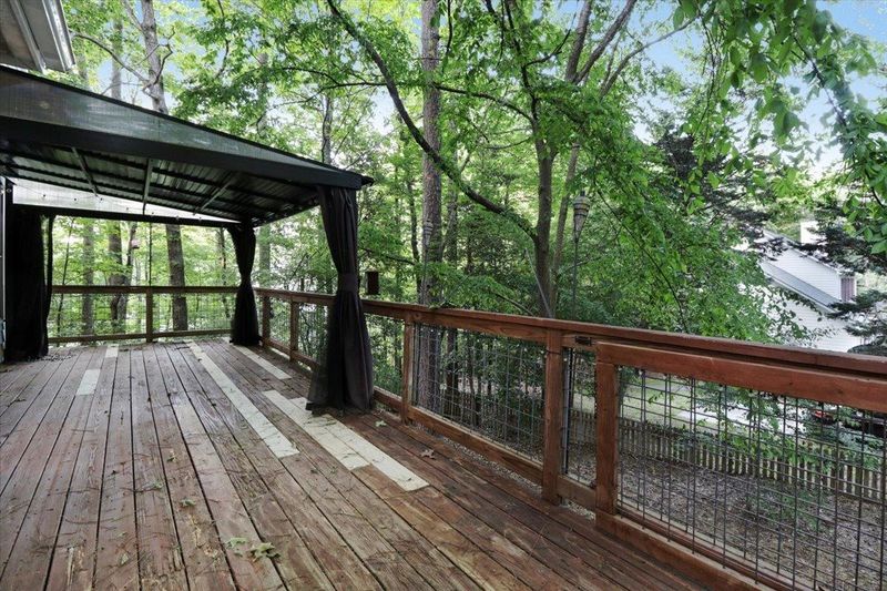 3121 Daingerfield Dr, Raleigh, NC 27616