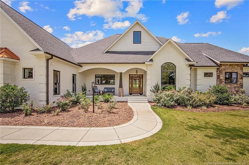 3121 Hampton Ridge Rd, Fayetteville, NC 28311