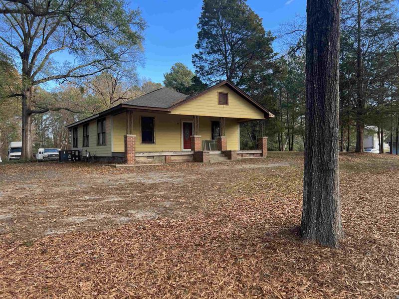 3121 Holloway St, Durham, NC 27703