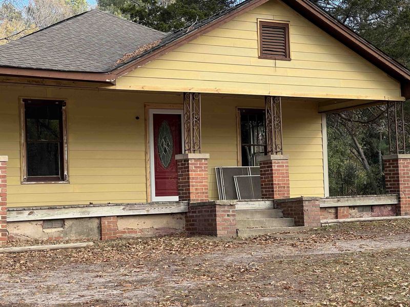 3121 Holloway St, Durham, NC 27703
