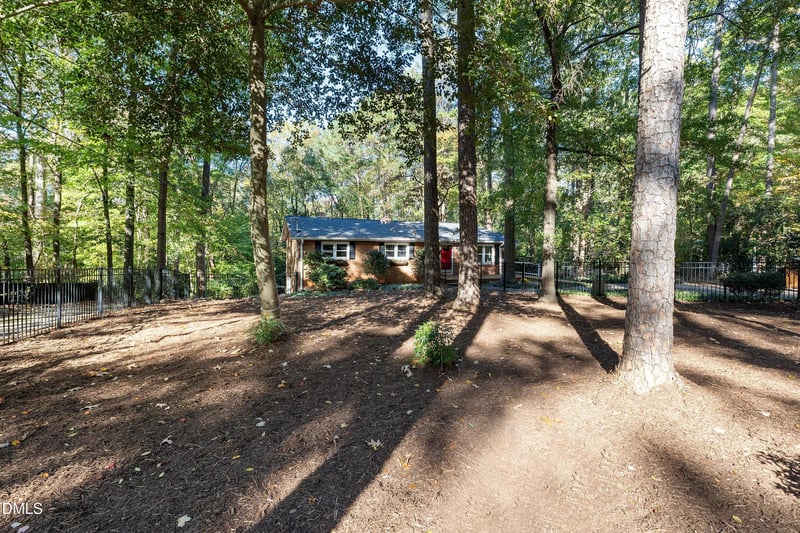 3122 Tanager St, Raleigh, NC 27606