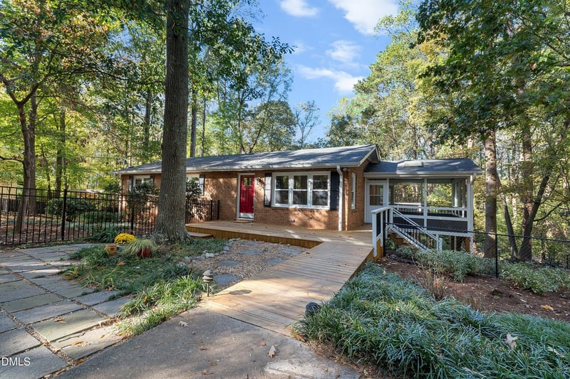 3122 Tanager St, Raleigh, NC 27606