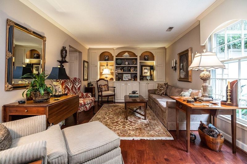 3123 Morningside Dr, Raleigh, NC 27607