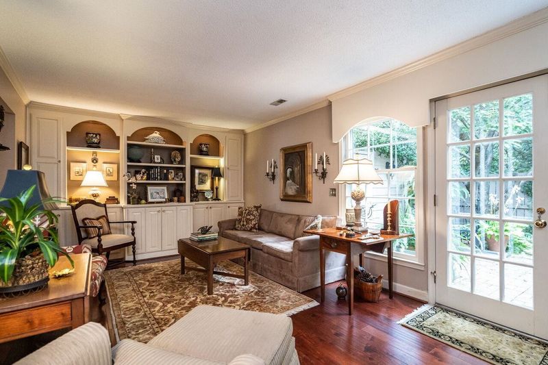 3123 Morningside Dr, Raleigh, NC 27607