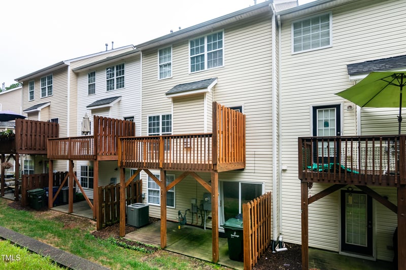 3123 Winding Waters Way, Raleigh, NC 27614