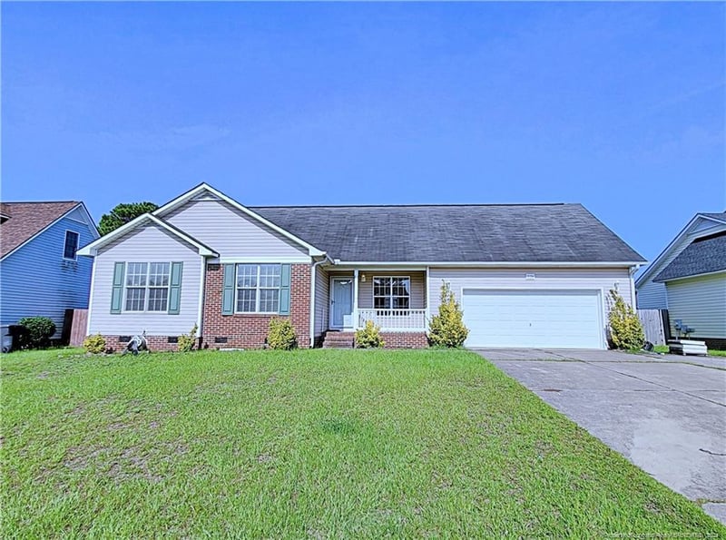 3124 Burton Dr, Fayetteville, NC 28306