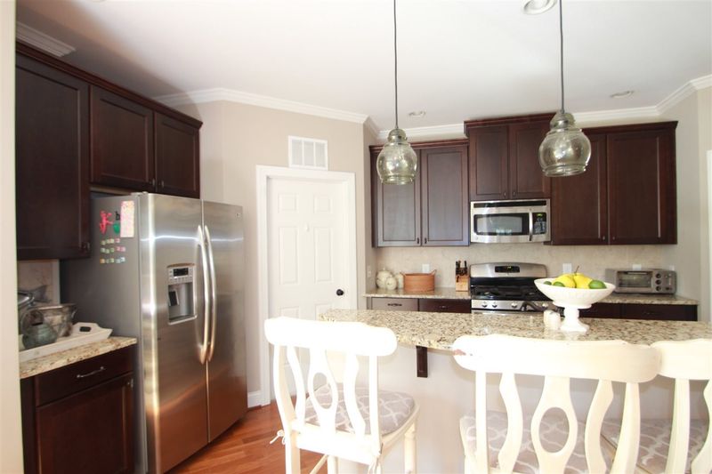 3124 Canopy Woods Dr, Apex, NC 27539
