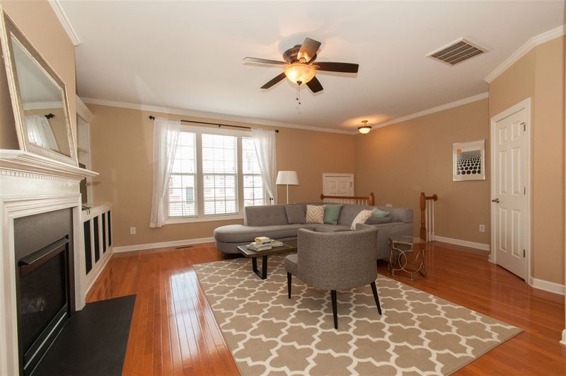 3124 Hudson Hill Ln, Raleigh, NC 27612