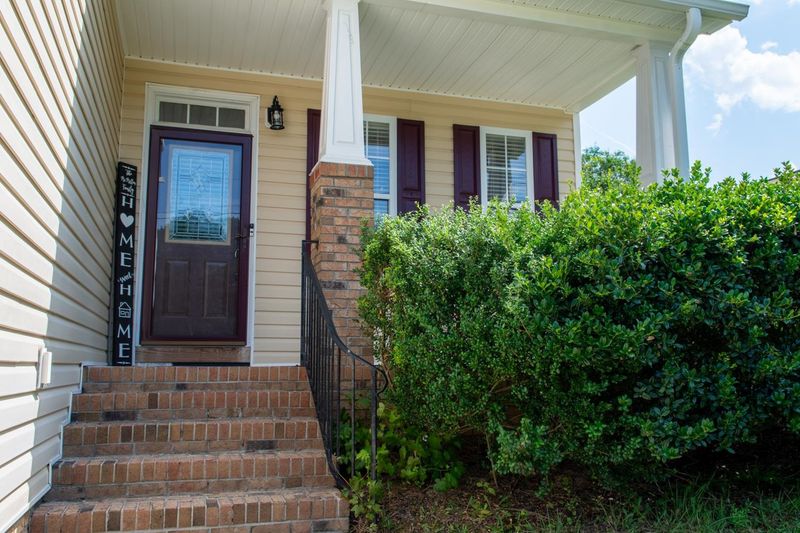 3124 Skycrest Dr, Raleigh, NC 27604