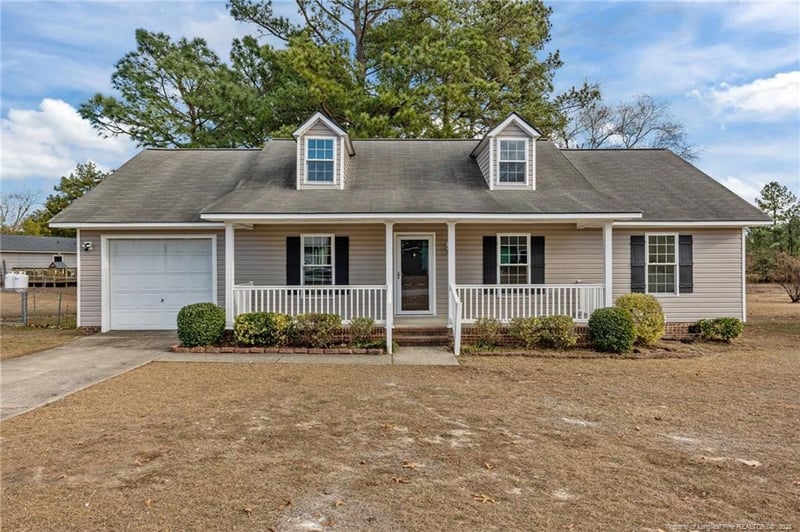 3127 Ansley Dr, Hope Mills, NC 28348