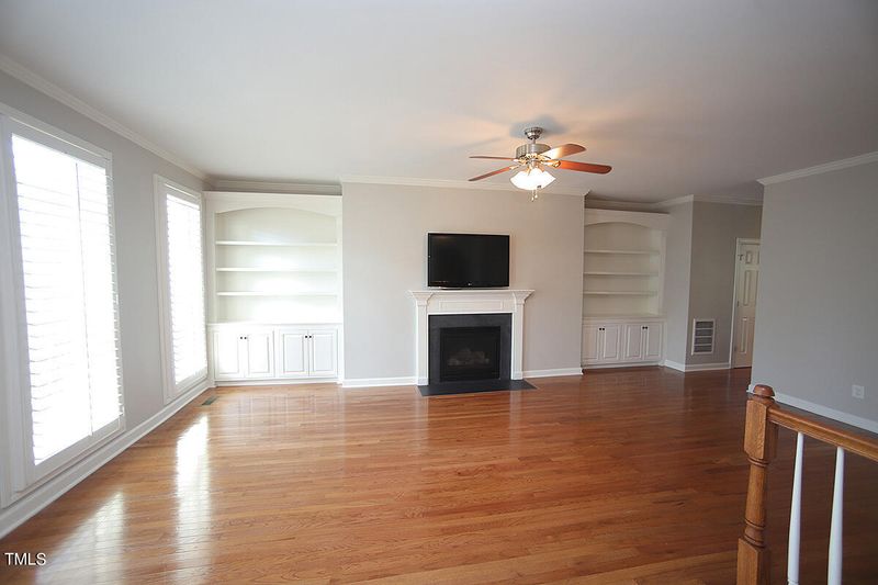 3127 Hudson Hill Ln, Raleigh, NC 27612