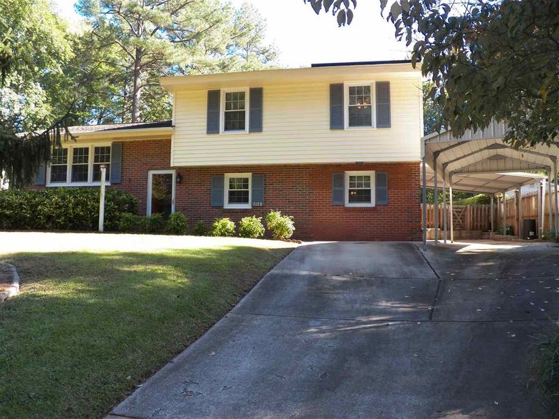 3128 Julian Dr, Raleigh, NC 27604