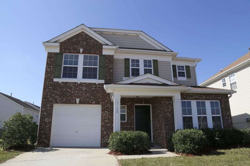 3128 Mackinac Island Ln, Raleigh, NC 27610