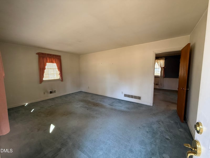 3128 Ward Rd, Raleigh, NC 27604