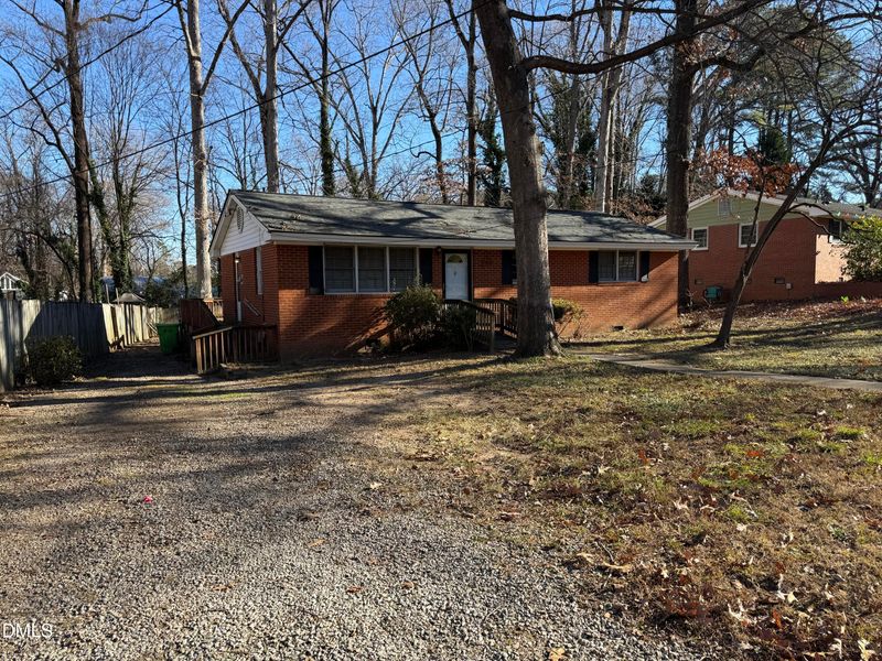 3128 Ward Rd, Raleigh, NC 27604