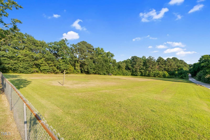 3129 Tarheel Clubhouse Rd, Raleigh, NC 27604