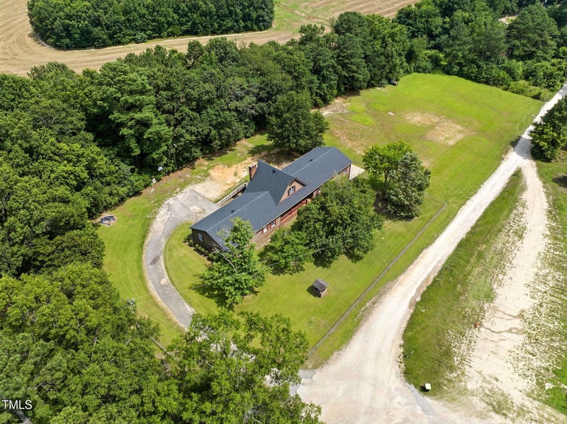 3129 Tarheel Clubhouse Rd, Raleigh, NC 27604