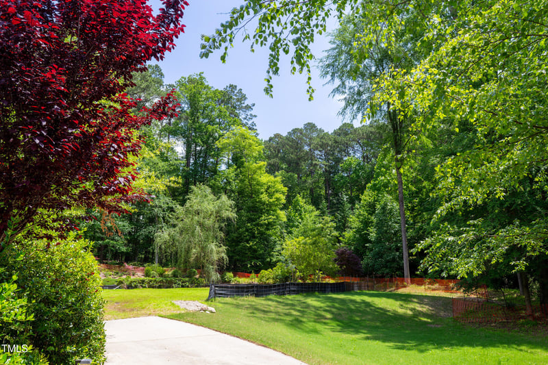 3129 Umstead View Dr, Raleigh, NC 27607
