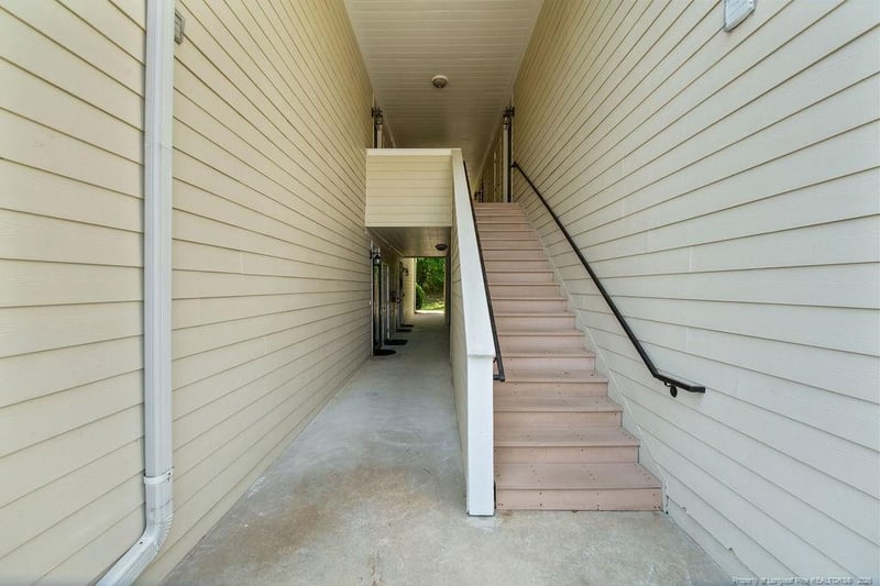 3129 Wisteria Ln, Fayetteville, NC 28314