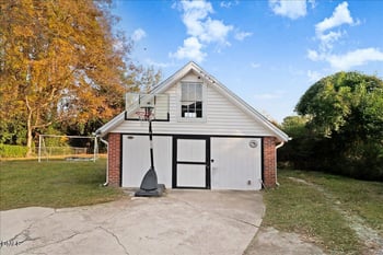 313 4th St, Smithfield, NC 27577