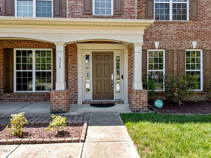 313 Alliance Cir, Cary, NC 27519