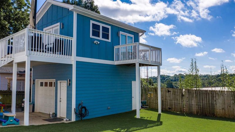 313 Bickett Blvd, Raleigh, NC 27608