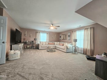 313 Blaze Ridge Dr, Smithfield, NC 27577