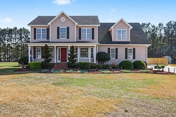 313 Blaze Ridge Dr, Smithfield, NC 27577