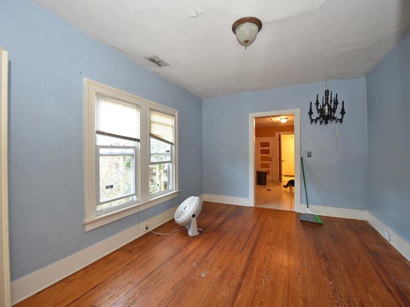 313 Camden St, Raleigh, NC 27601