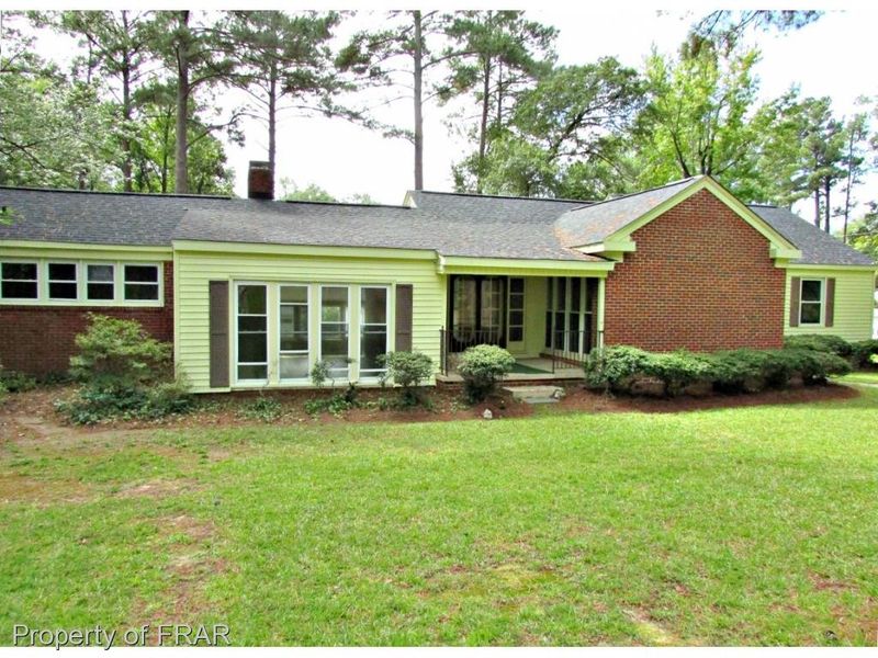 313 Carbonton Rd, Sanford, NC 27330