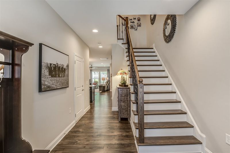 313 Castien Cove Pl, Apex, NC 27539