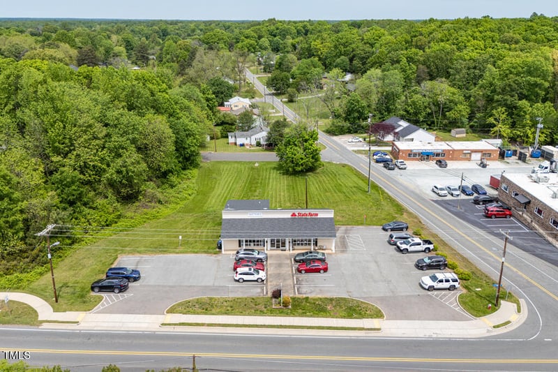 313 Center St, Mebane, NC 27302