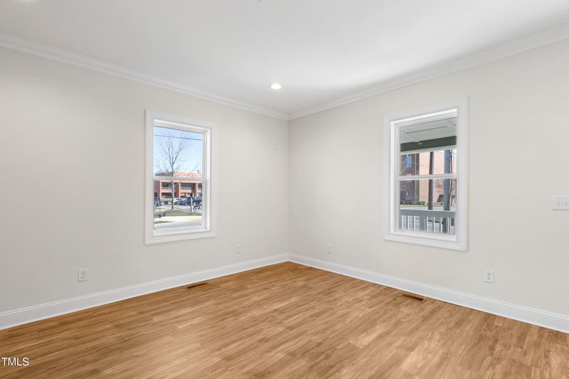 313 Cherry Grove St, Durham, NC 27703