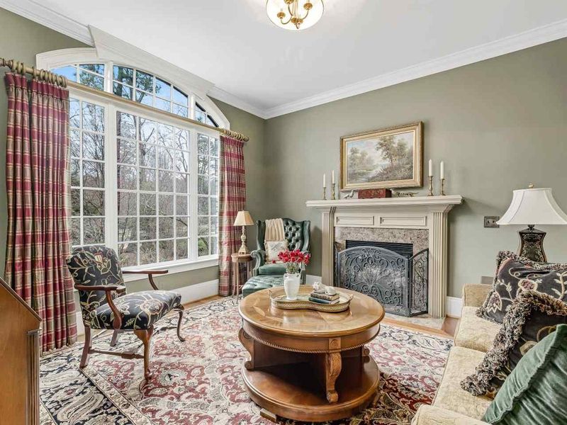 313 Davis Love Dr, Chapel Hill, NC 27517