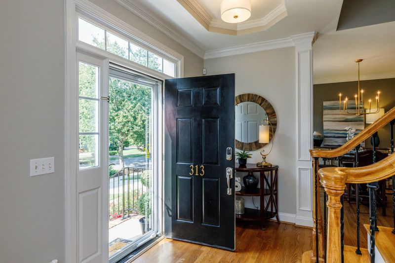 313 Flatrock Ln, Holly Springs, NC 27540