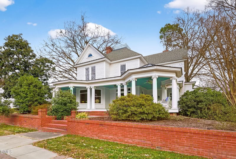 313 Fuquay Ave, Fuquay Varina, NC 27526